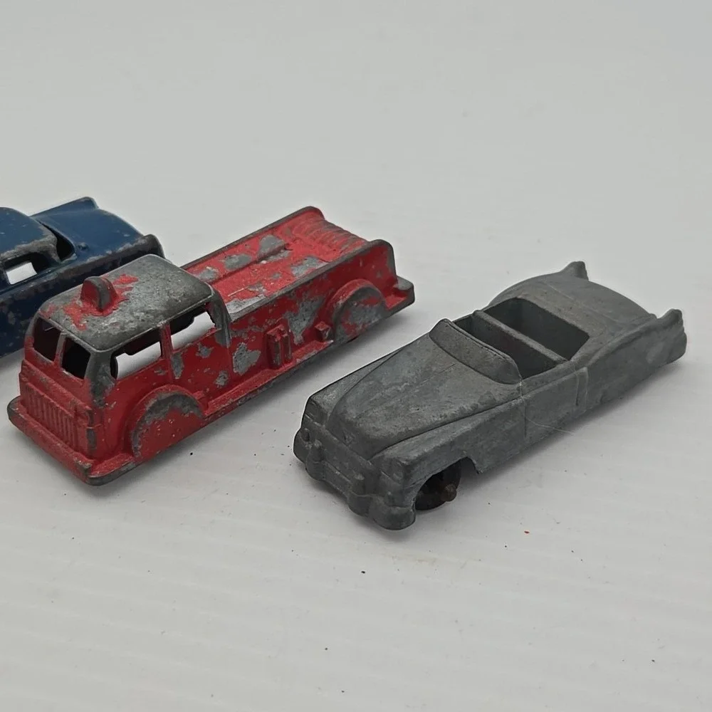 Vintage 1950's Tootsie Toy Red Fire Patrol Truck,‎ Police Car, And Other